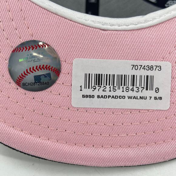 New Era San Diego Padress Stadium Peach Brim Fitted Hat Size 7 5/8 - Picture 5 of 8